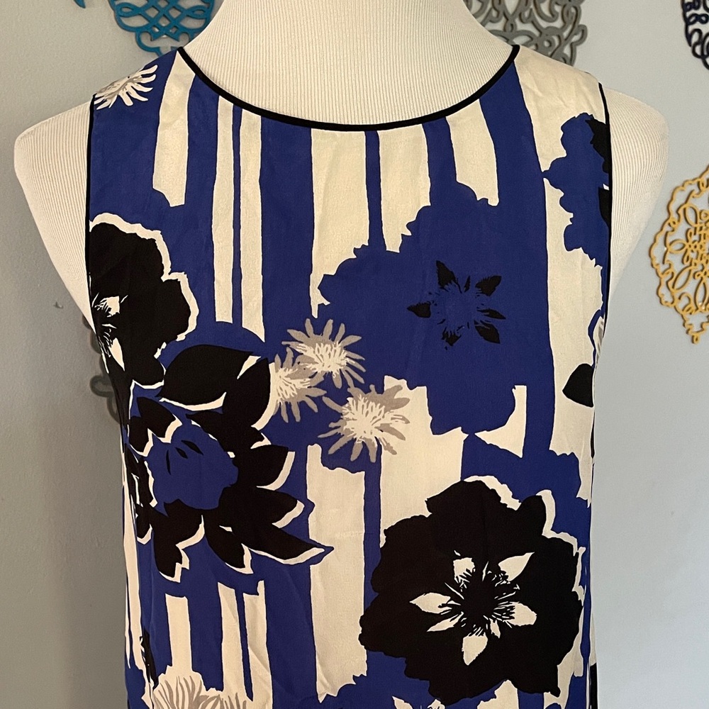 Maeve Silk Blue and White Floral Mini Dress Womens Size 2 - Picture 2 of 9